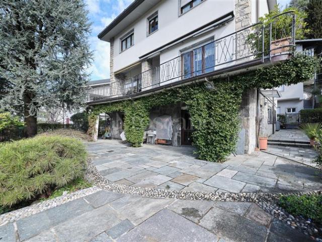 Villa di 250 mq a Monte Olimpino Como