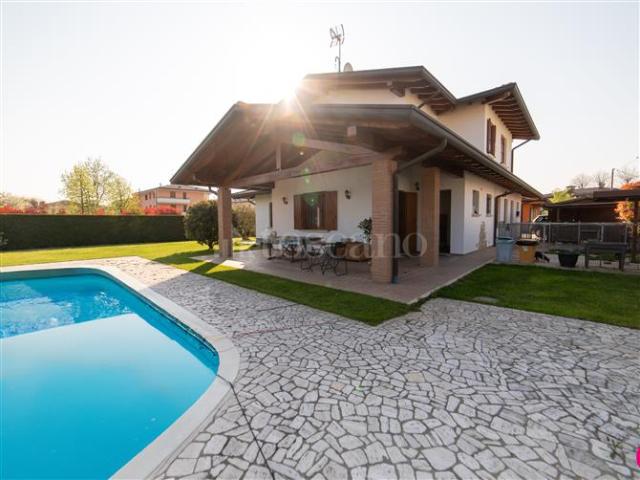 Villa di 280 mq a Fiume Veneto Fiume Veneto
