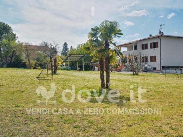 Villa di 284 m con più di 5 locali e box auto doppio in vendita a Castiglion Fiorentino [rif. DV 12616 1]