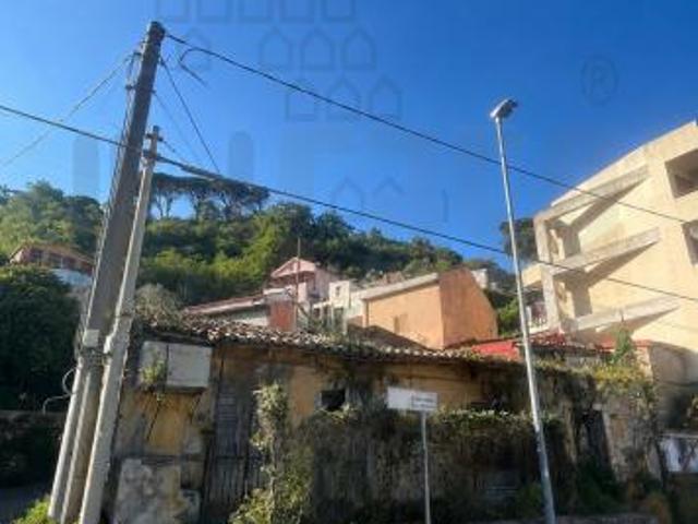 VILLA di 2 vani e di 66 mq MESSINA rif. 2vs18231