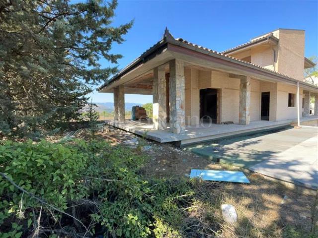 Villa di 300 mq a Antrosano Avezzano
