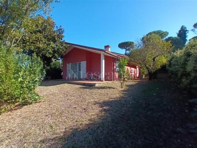Villa di 300 mq a Rignano Flaminio Rignano Flaminio