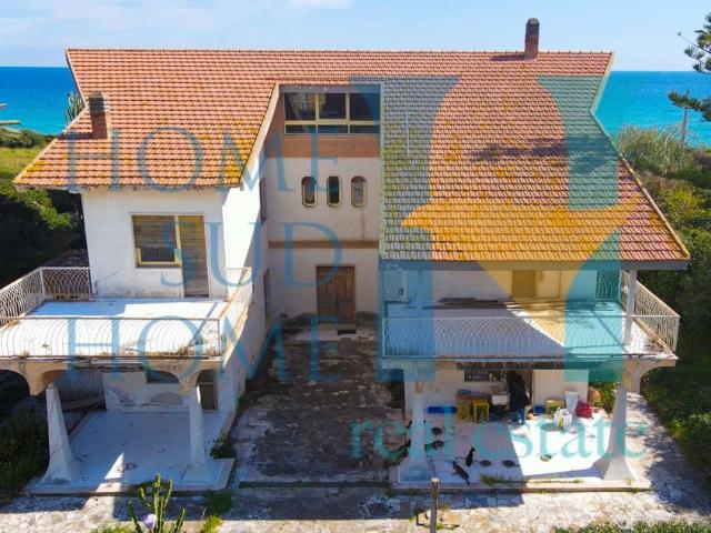 Villa di 300 mq in vendita Via Filippo De Filippi, 11, Siracusa, Sicilia
