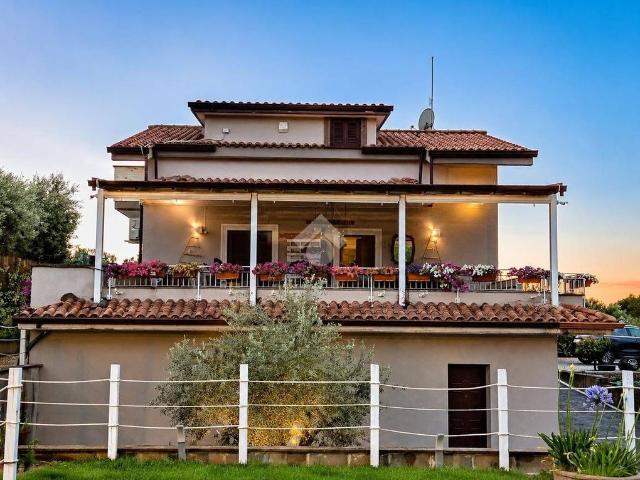 Villa di 300 mq in vendita villa via santo spirtito, 87, Marino, Roma, Lazio