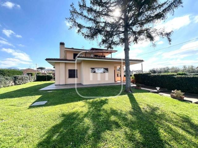 Villa di 312 mq in vendita Via Castagnole, Marino, Lazio