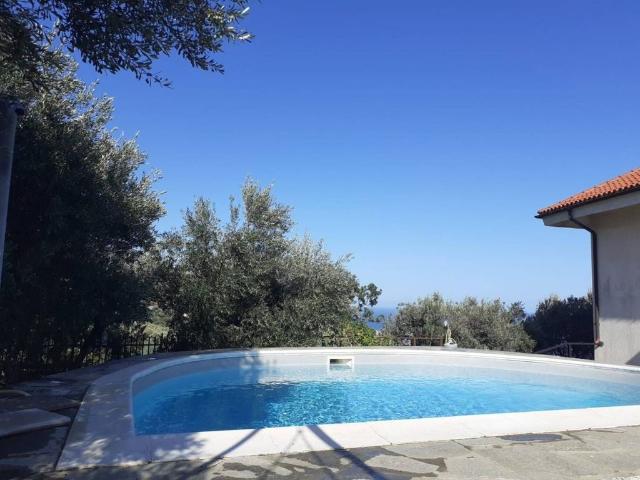 Villa di 320 mq in vendita Via Nuova Castagnabuona, Varazze, Liguria