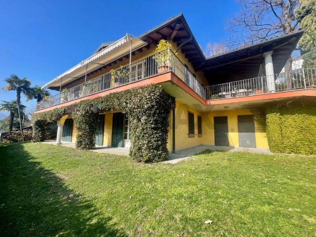 Villa di 324 mq in vendita Verbania, Italia
