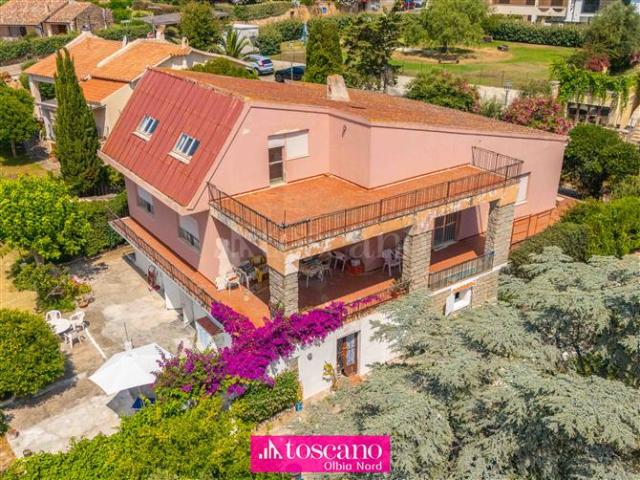 Villa di 330 mq a Golfo Aranci