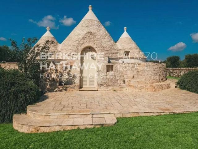 Villa di 350 mq in vendita Brindisi, Puglia