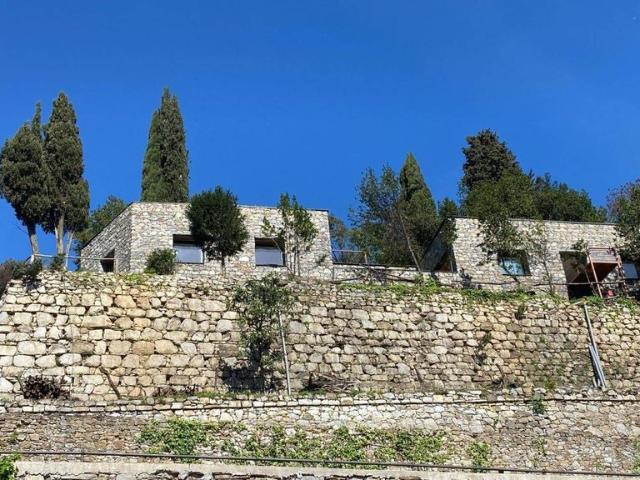 Villa in vendita Castiglione Chiavarese, Liguria