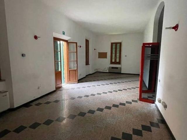 Villa di 350 mq in vendita Pisa, Italia