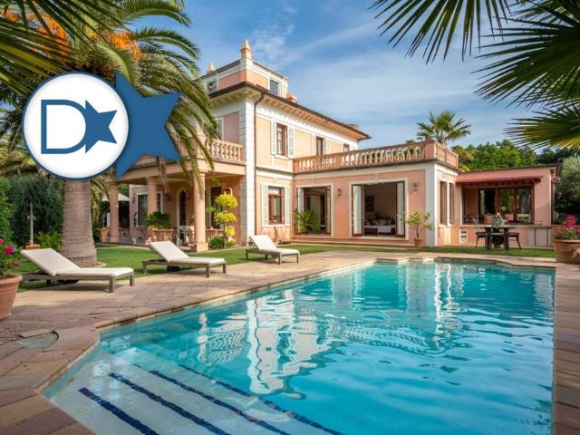 Villa di 384 mq in vendita Via Carlo Carrà, 10, Forte dei Marmi, Lucca, Toscana