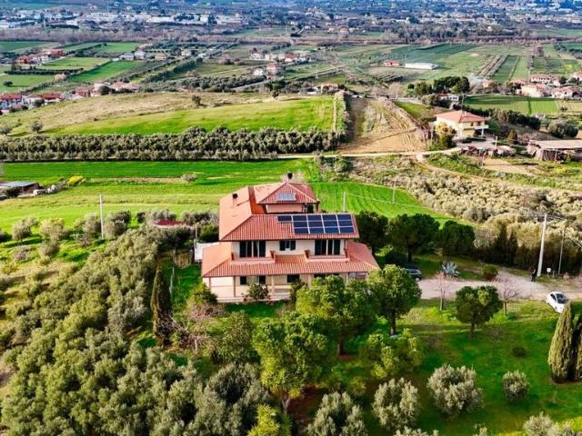 Villa di 389 mq in vendita Via Luigi Illuminati, Roseto degli Abruzzi, Teramo, Abruzzo
