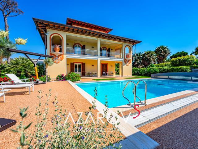 Villa di lusso in vendita a Forte dei Marmi 550m² Forte dei Marmi