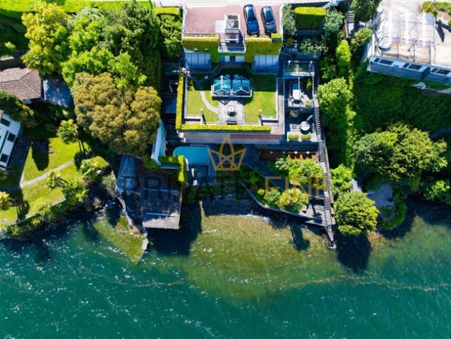 Villa direkt am Seeufer des Lago Maggiore, mit Zweitwohnsitz 38