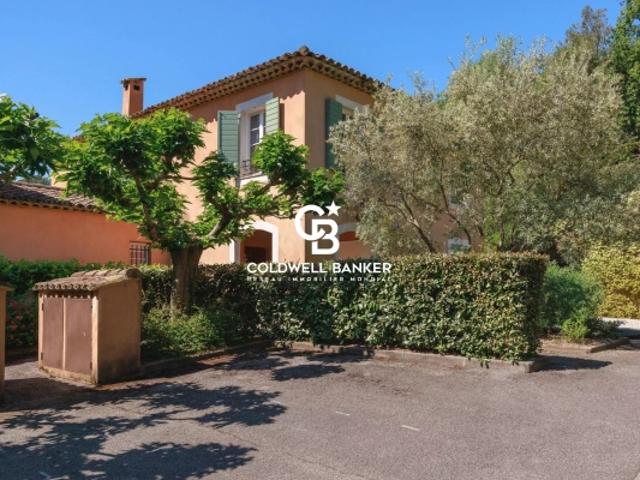 Villa duplex de prestige avec piscine & tennis