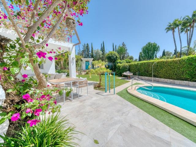 Villa, El Rosario 344m² Marbella