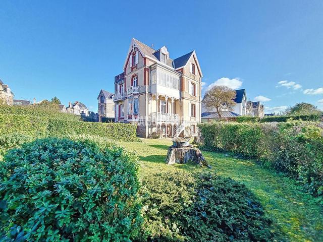 Villa emblématique Saint Lunaire 9 pièces 264 m2