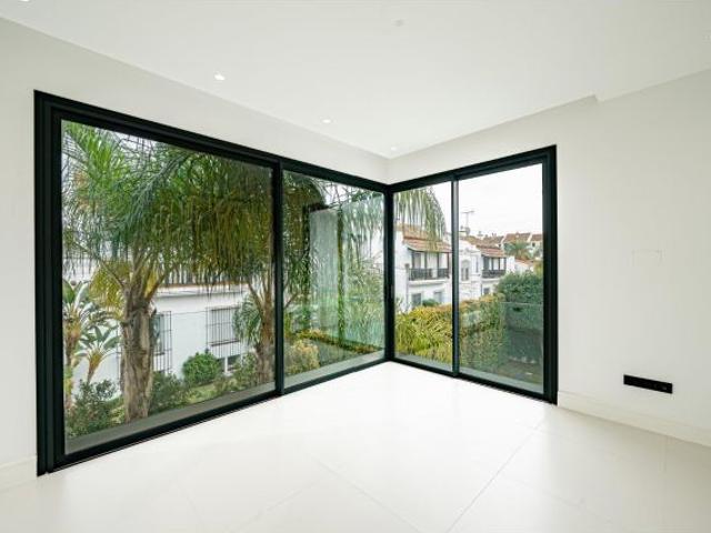 Villa en urbanización cerrada de Rio Verde