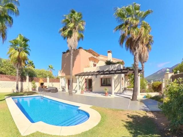 Villa en venta a estrenar en Coín Málaga