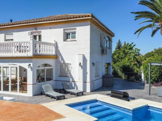 Villa en venta a estrenar en Coín Málaga