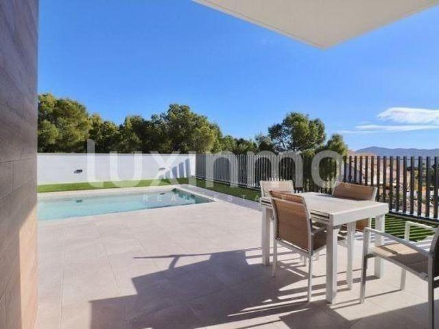 Villa en venta a estrenar en La Nucia Alicante