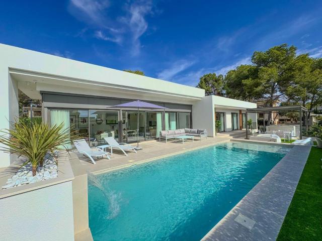 Villa en venta a estrenar en Pilar de la Horadada Alicante