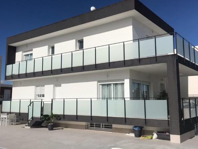 Villa en venta a estrenar en Santa Pola Alicante