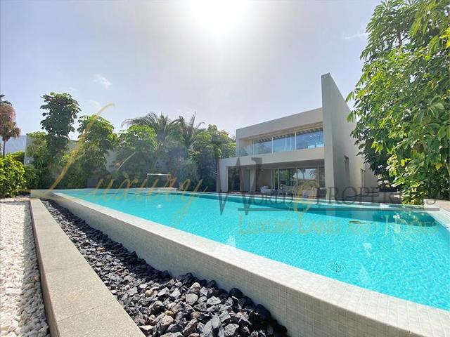 Villa en venta Costa Adeje