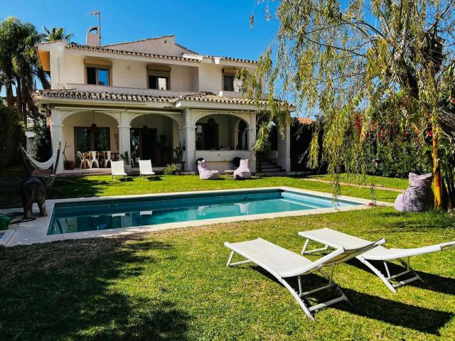 Villa en venta en Torremolinos Málaga