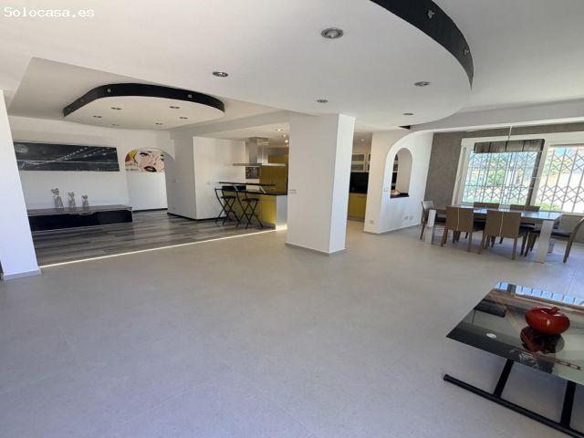 Villa en Venta en Torrevieja, Alicante