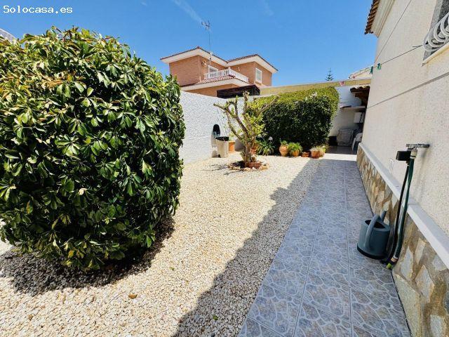 Villa en Venta en Torrevieja, Alicante