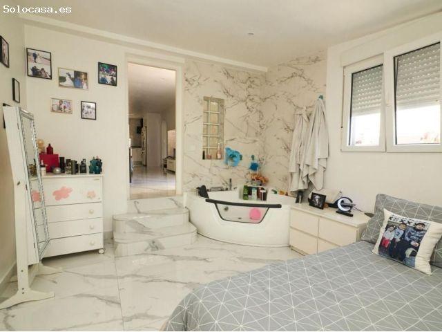 Villa en Venta en Torrevieja, Alicante