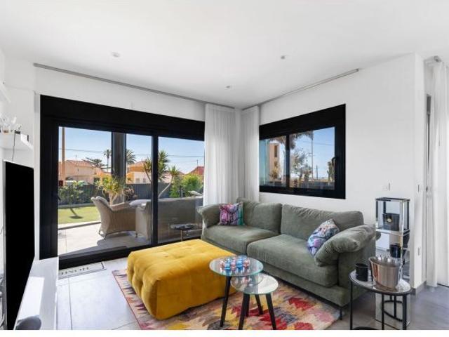 Villa en Venta en Torrevieja, Alicante