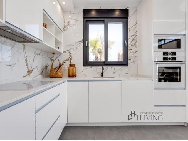 Villa en Venta en Torrevieja, Alicante