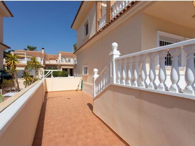 Villa en Venta en Torrevieja, Alicante