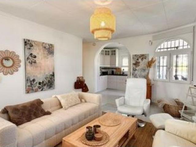 villa en Venta en Torrevieja. ETRV T9795