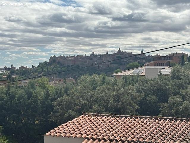 Villa en Venta en Villamiel de Toledo, Toledo