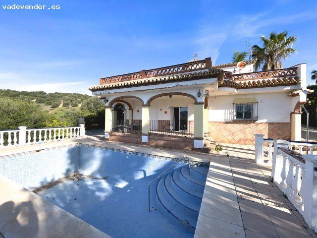 Villa en Venta en Viñuelas de Arriba, Málaga