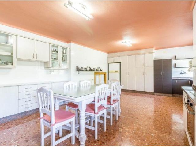 Villa en Venta en Yecla, Murcia