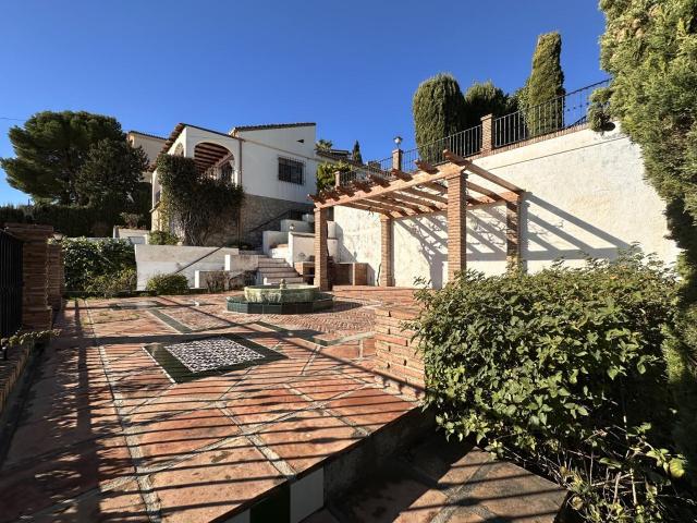 Villa en venta en Almuñécar Granada