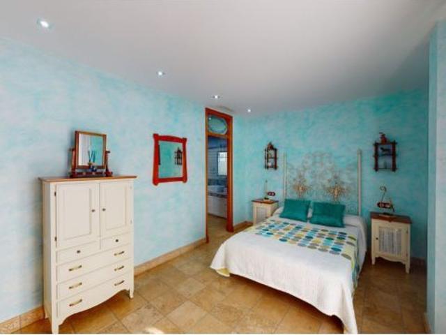 Villa en Venta en Almoradí, Alicante