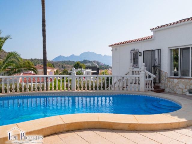 Villa en venta en Alfaz del Pi Alicante