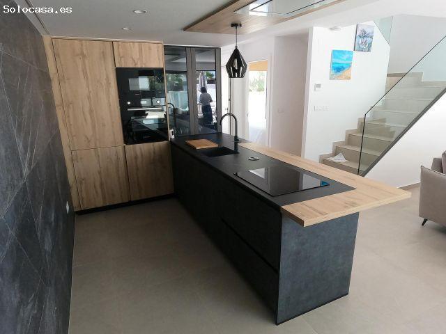 Villa en Venta en Algorfa, Alicante