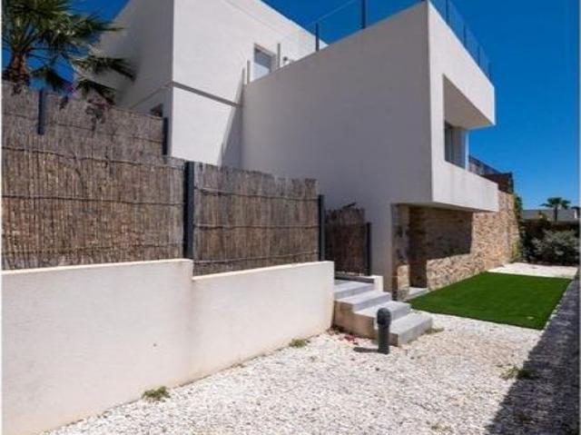 villa en Venta en Algorfa. ETRV T9191