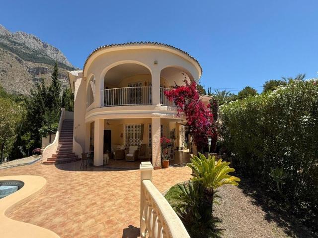 Villa en venta en Altea Alicante