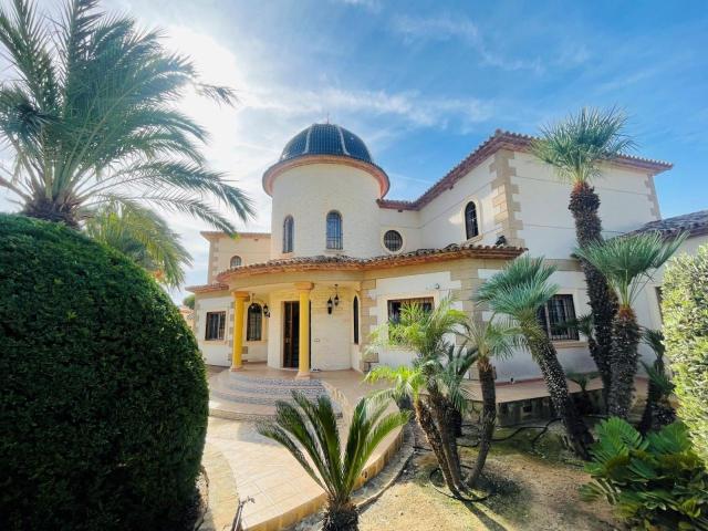 Villa en venta en Altea Alicante