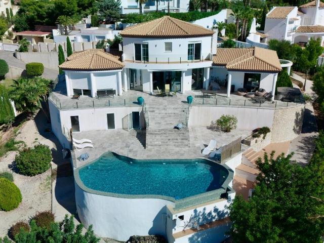 Villa en venta en Altea Alicante