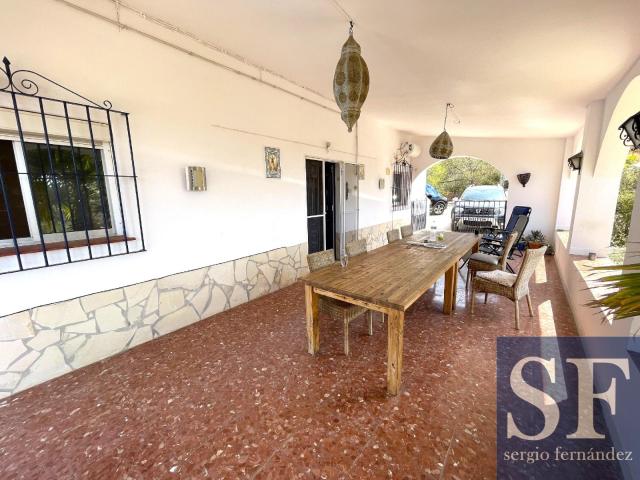 Villa en venta en Arenas Málaga