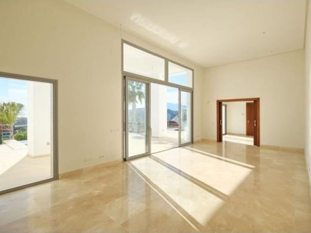 Villa en Venta en Benahavís, Málaga